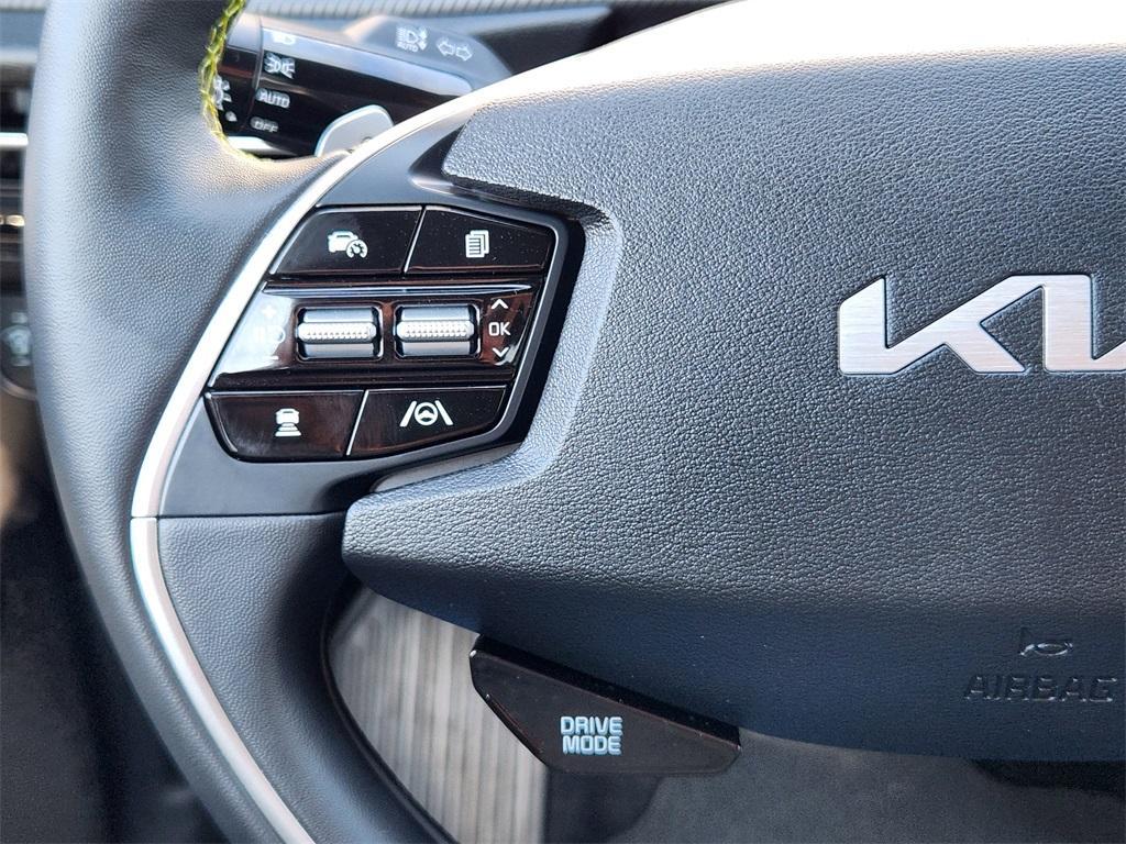 used 2023 Kia EV6 car, priced at $36,017