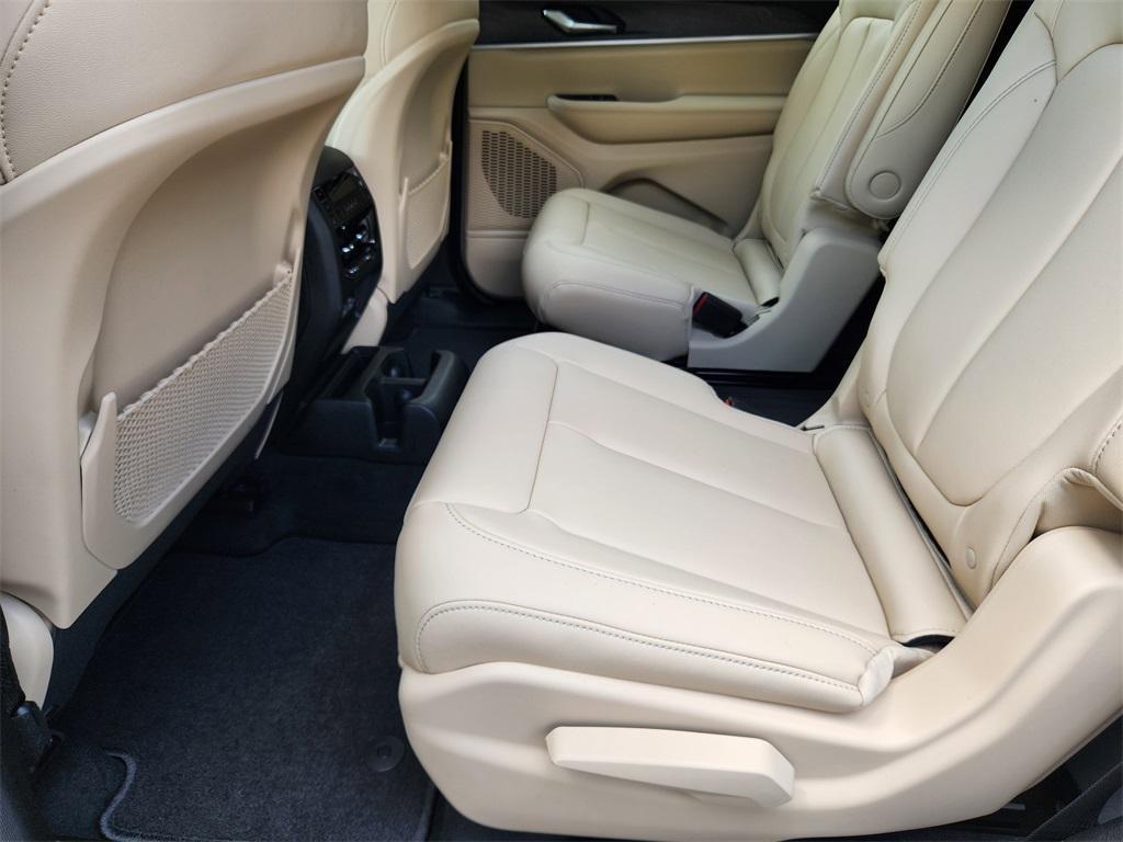new 2025 Jeep Grand Cherokee L car, priced at $42,468