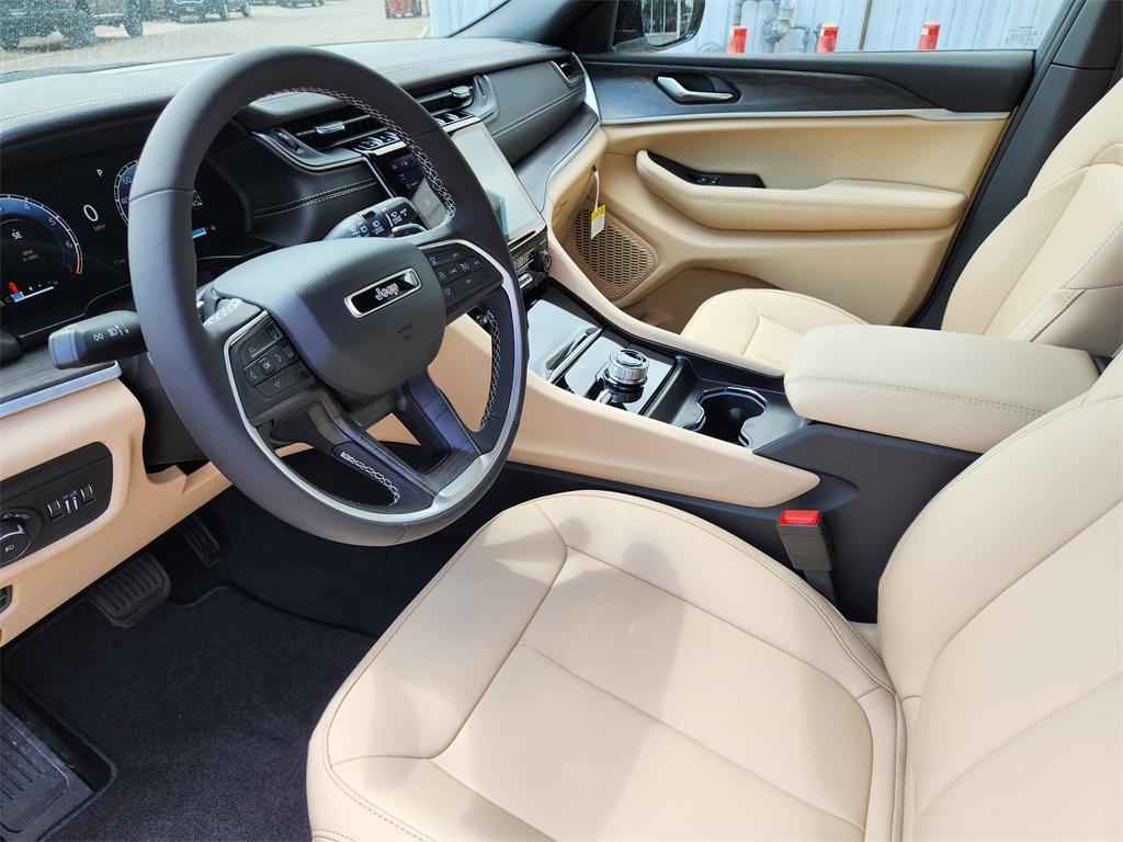 new 2025 Jeep Grand Cherokee L car, priced at $42,468