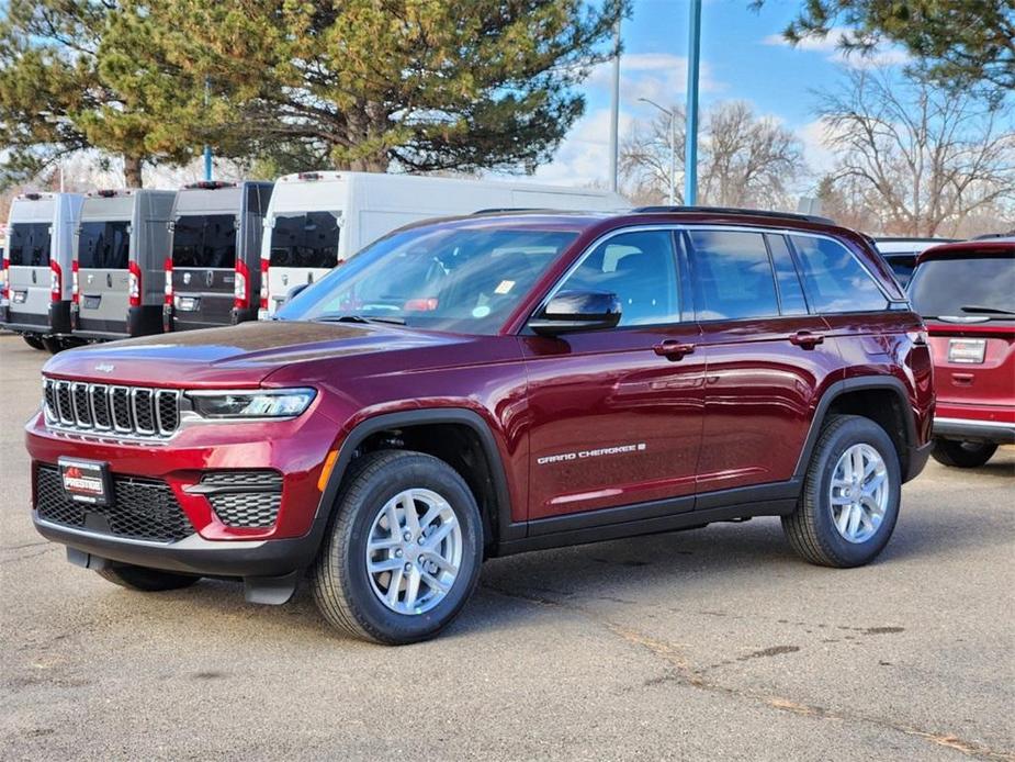 new 2025 Jeep Grand Cherokee car, priced at $38,703