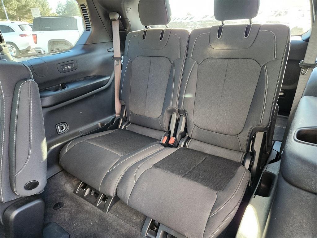 new 2025 Jeep Grand Cherokee L car, priced at $42,238