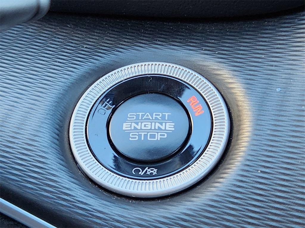 new 2025 Jeep Grand Cherokee L car, priced at $42,238