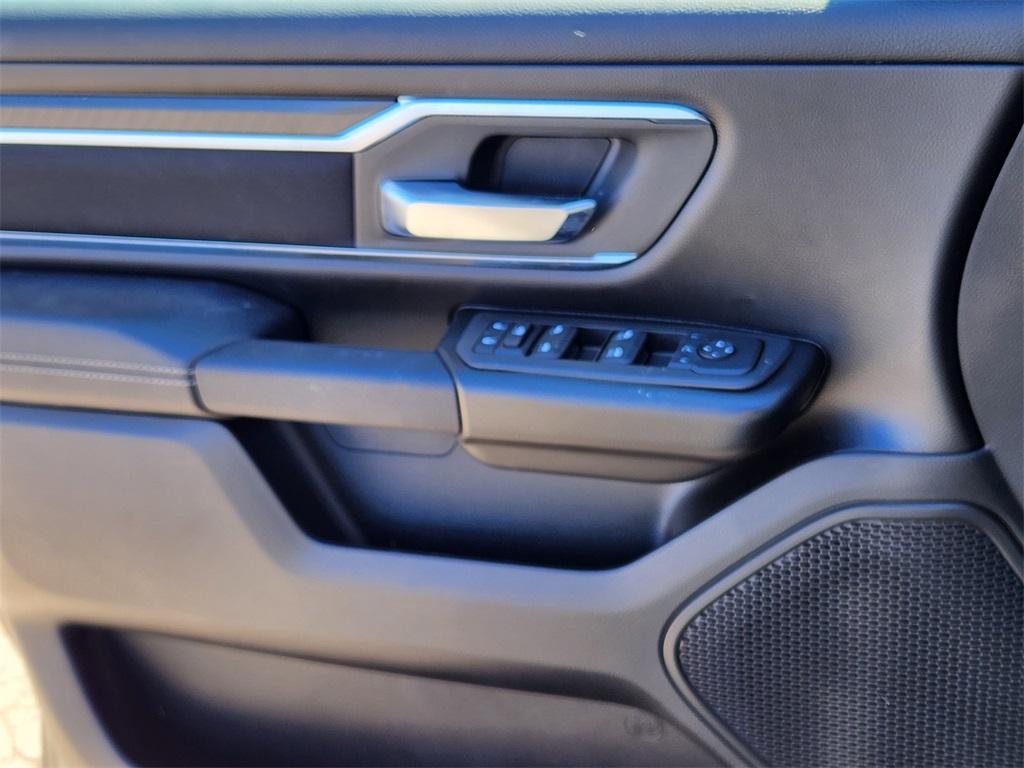 new 2025 Ram 1500 car, priced at $42,766