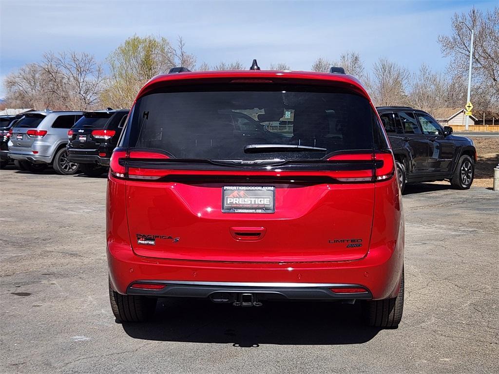 new 2025 Chrysler Pacifica car, priced at $52,817