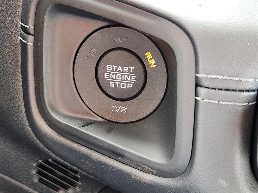 new 2025 Jeep Wrangler car, priced at $63,733
