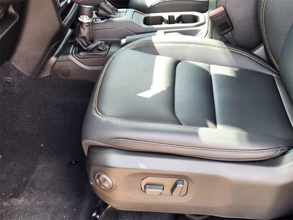 new 2025 Jeep Wrangler car, priced at $63,733