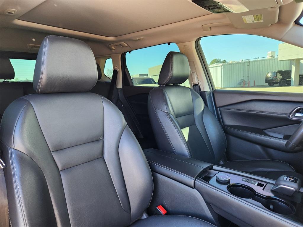 used 2021 Nissan Rogue car, priced at $21,852