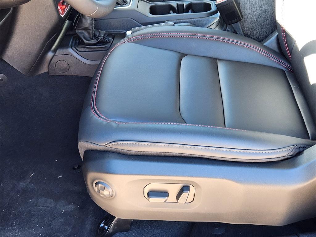 new 2025 Jeep Gladiator car, priced at $53,958
