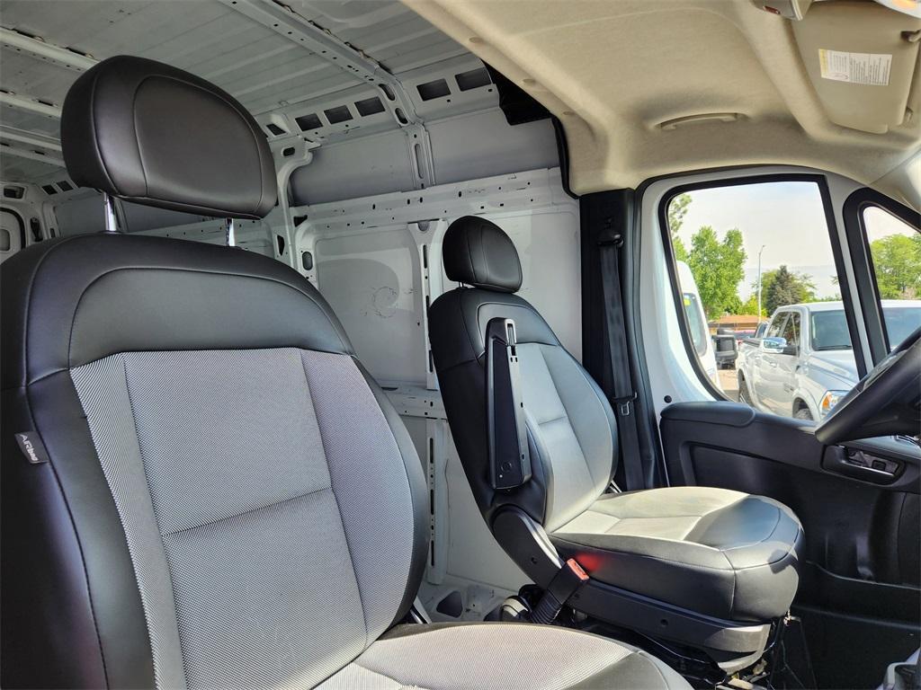 used 2023 Ram ProMaster 2500 car, priced at $31,086