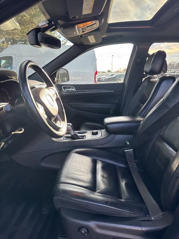 used 2019 Jeep Grand Cherokee car, priced at $17,351