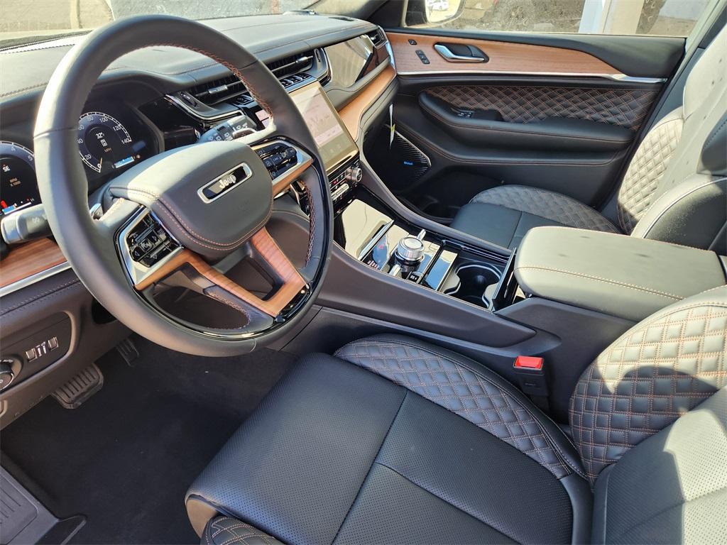 new 2025 Jeep Grand Cherokee car, priced at $64,069