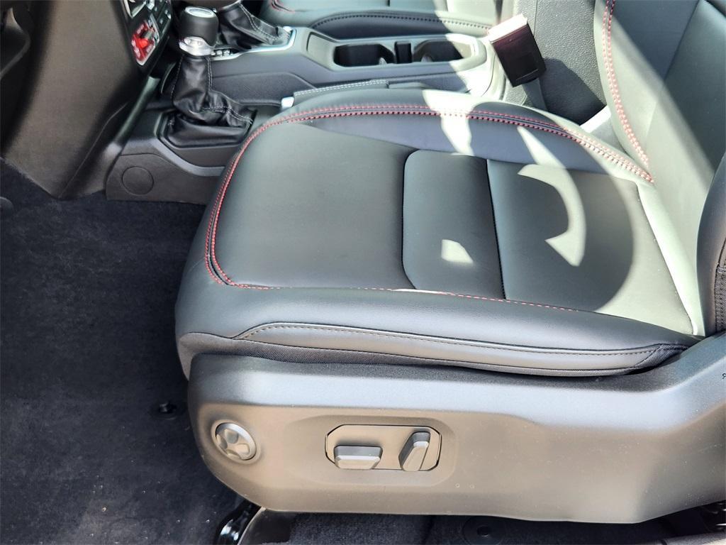 new 2025 Jeep Wrangler car, priced at $56,149