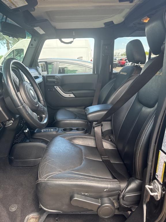 used 2015 Jeep Wrangler Unlimited car, priced at $18,364