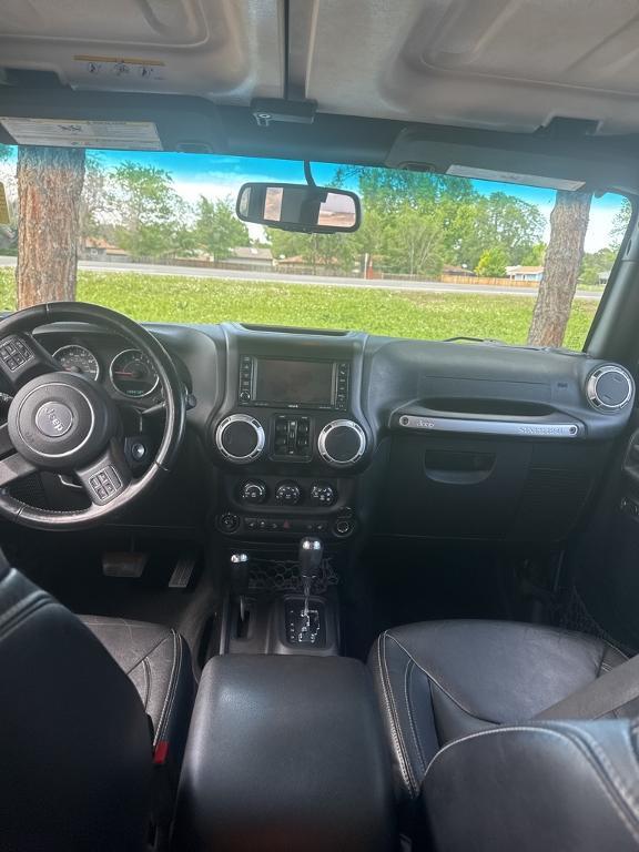 used 2015 Jeep Wrangler Unlimited car, priced at $18,364