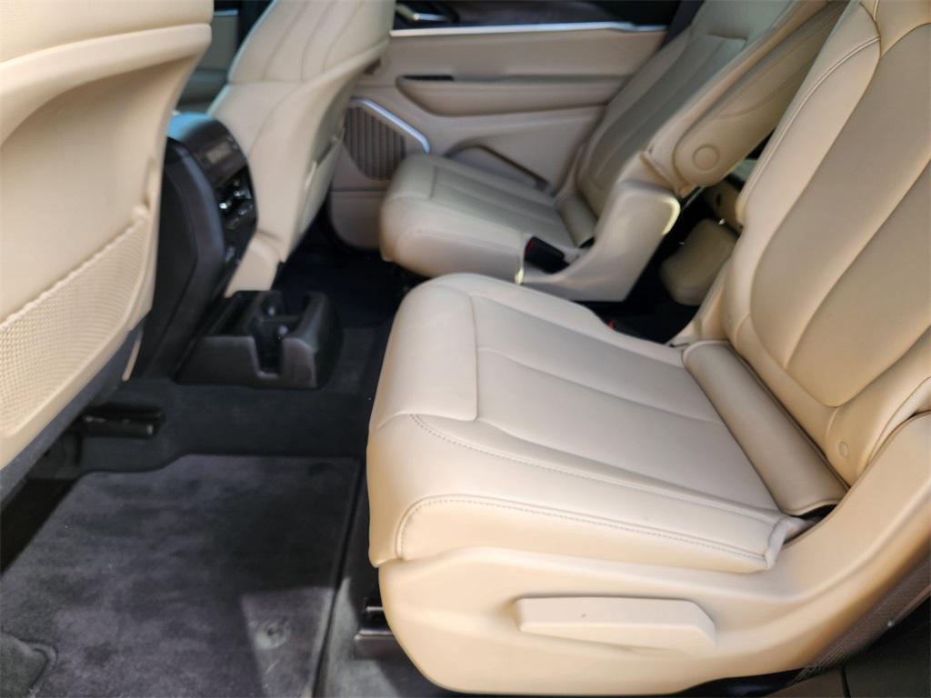 used 2025 Jeep Grand Cherokee L car, priced at $42,960