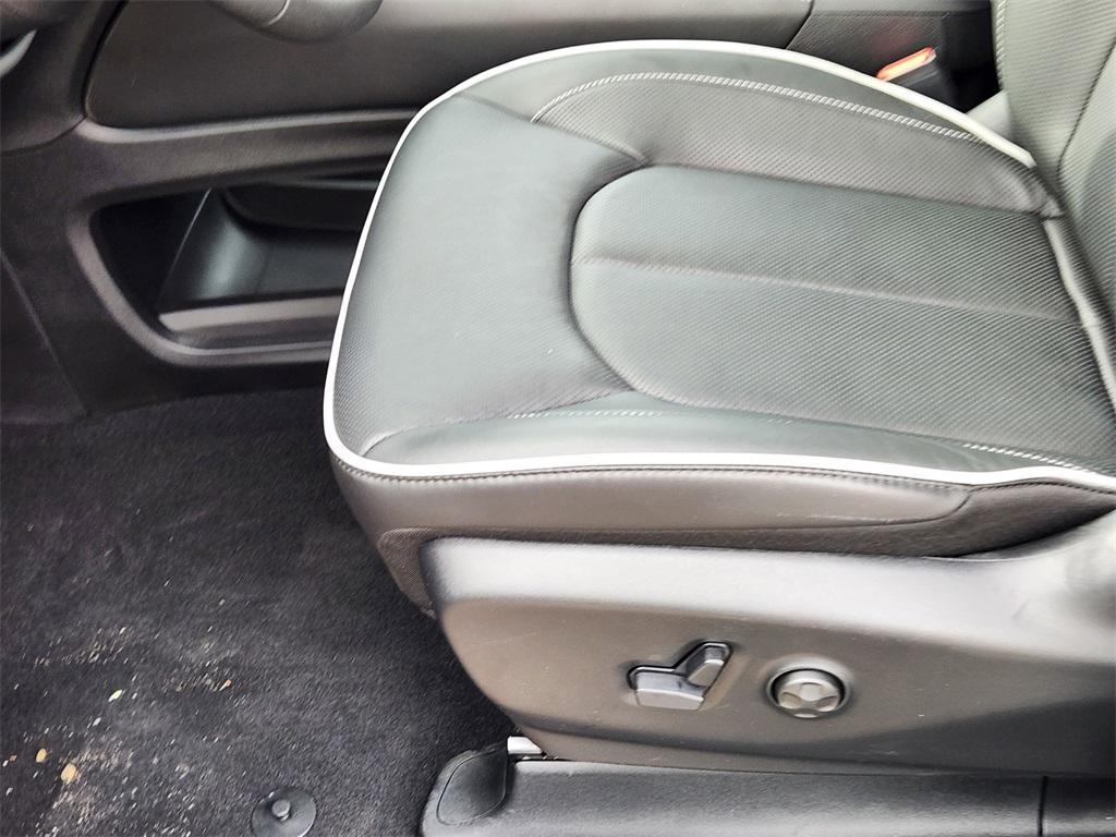 new 2026 Chrysler Pacifica car, priced at $53,822