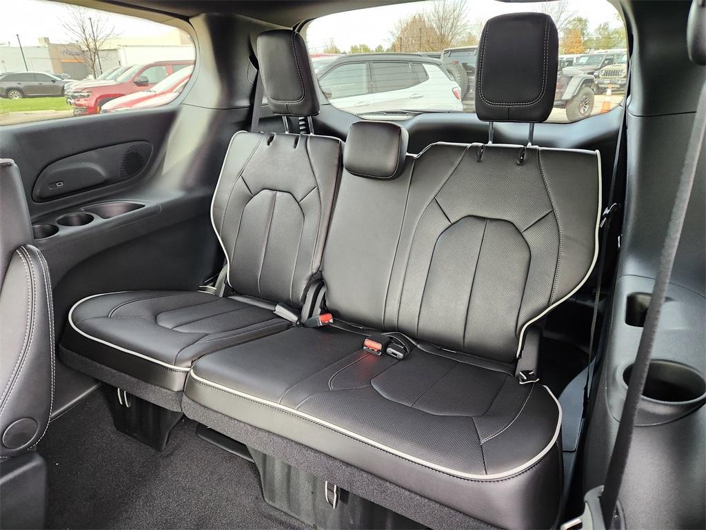 new 2026 Chrysler Pacifica car, priced at $53,822