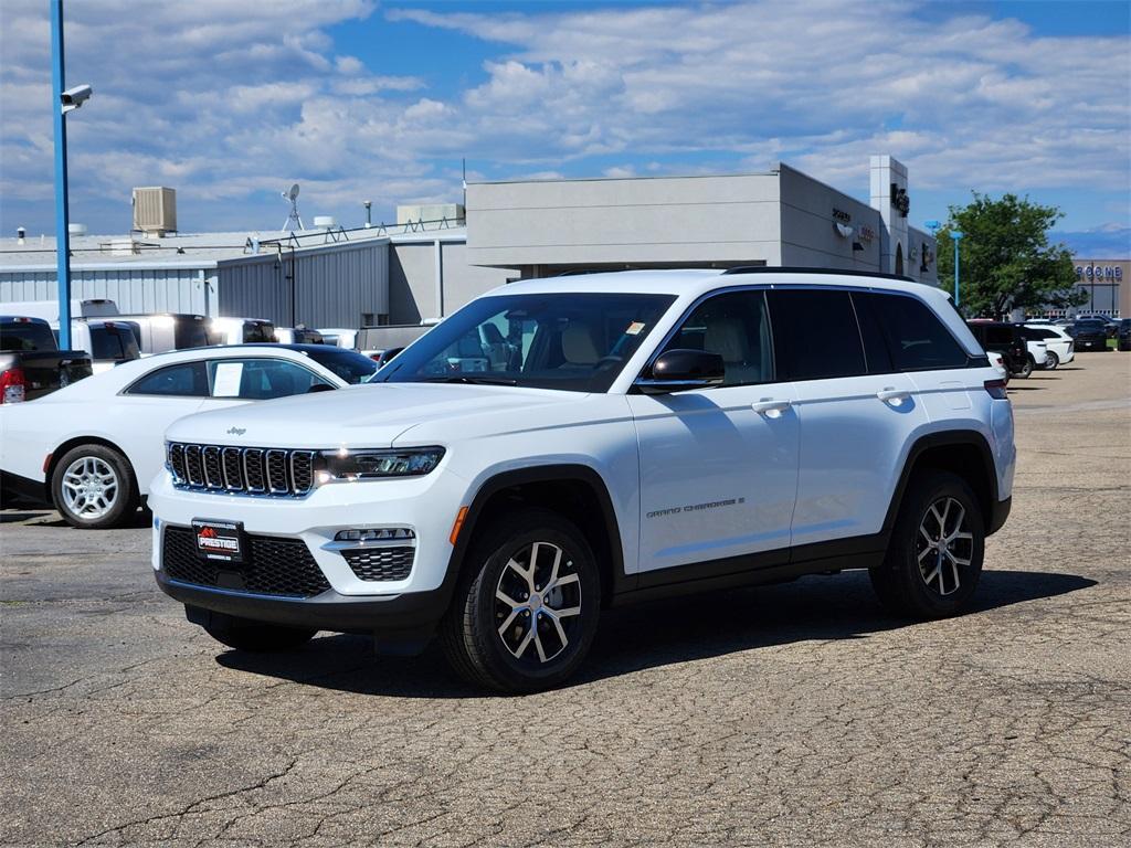 new 2025 Jeep Grand Cherokee car, priced at $42,480