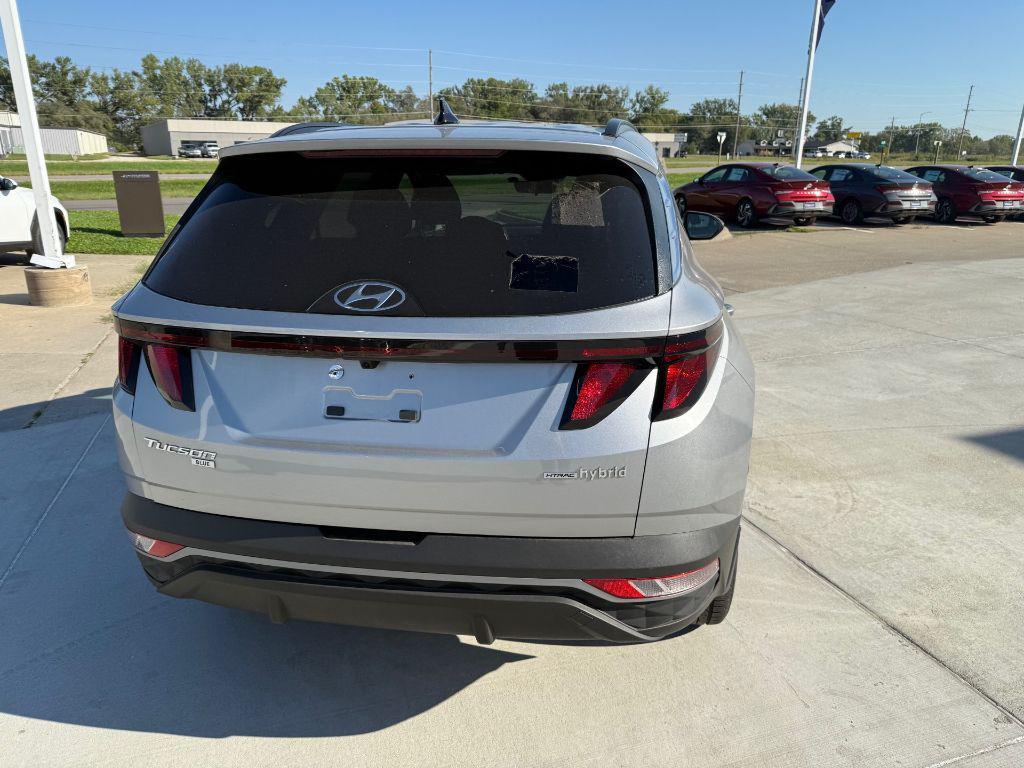 used 2024 Hyundai TUCSON Hybrid car, priced at $29,111