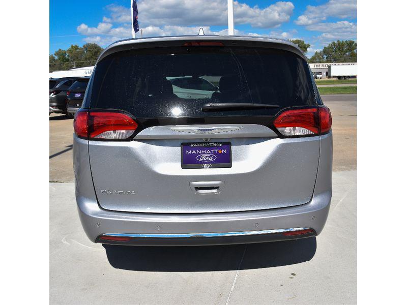 used 2019 Chrysler Pacifica car, priced at $17,880