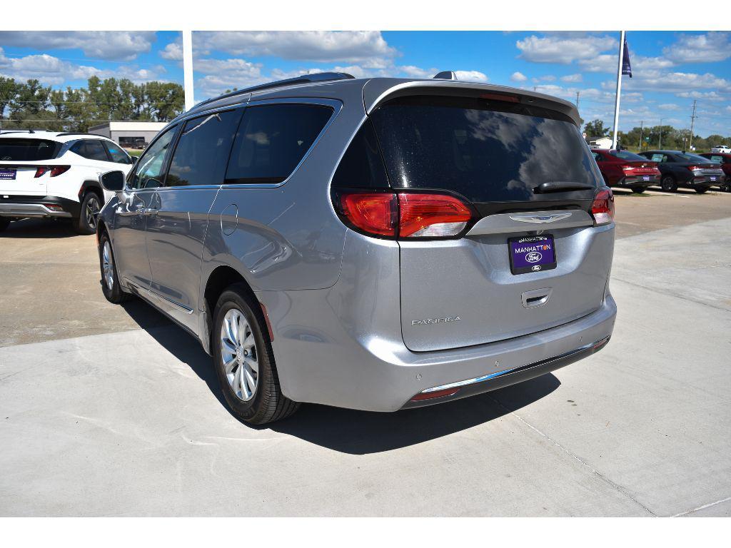 used 2019 Chrysler Pacifica car, priced at $17,880