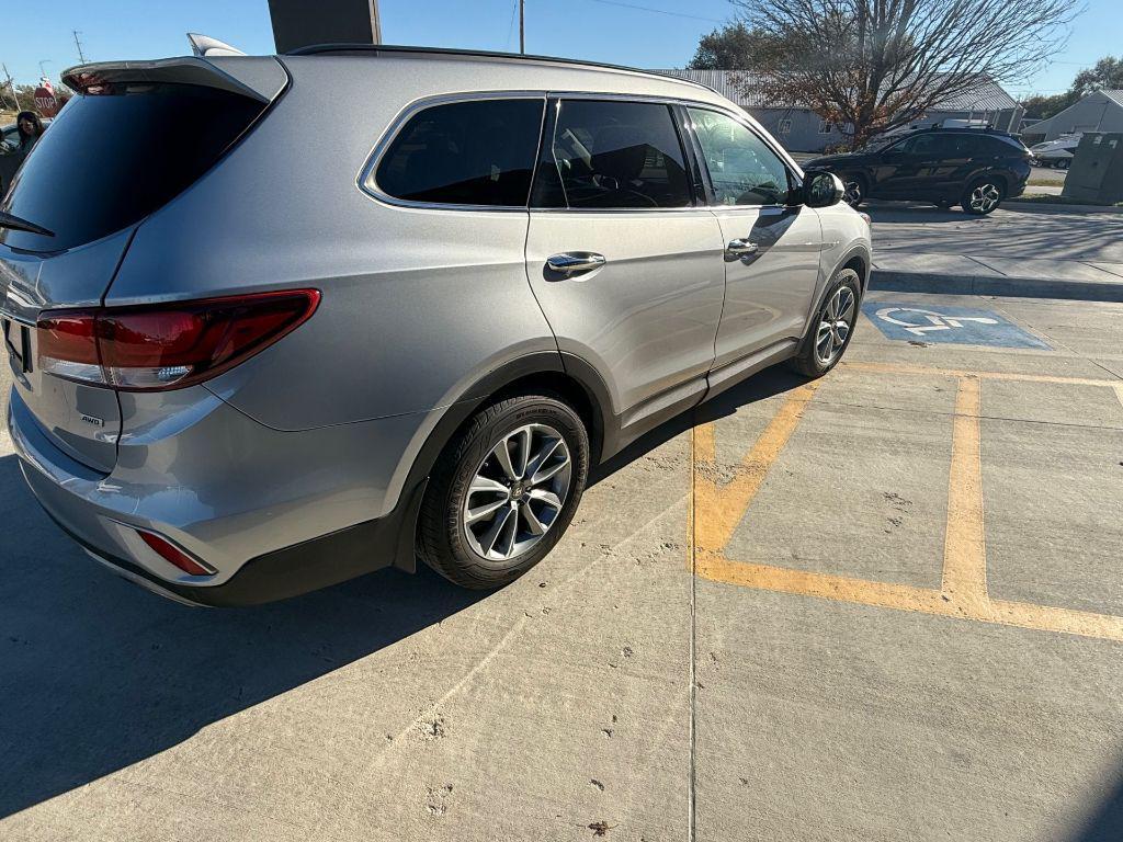 used 2019 Hyundai Santa Fe XL car, priced at $17,210