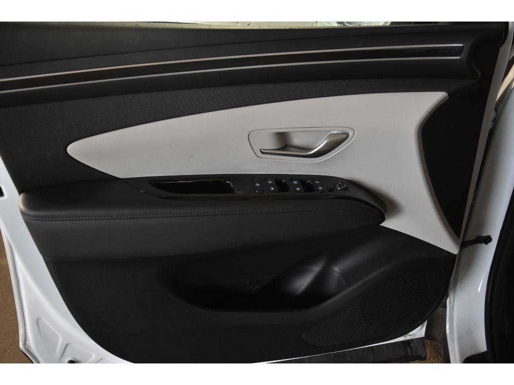 used 2024 Hyundai TUCSON Hybrid car, priced at $36,501