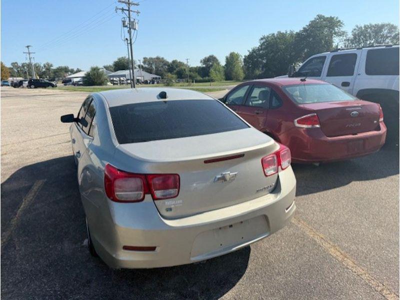 used 2015 Chevrolet Malibu car, priced at $3,500
