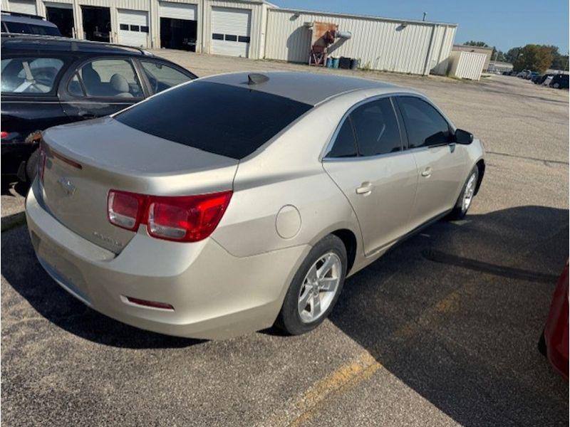 used 2015 Chevrolet Malibu car, priced at $3,500