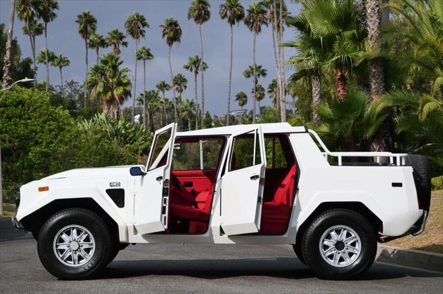 used 1990 Lamborghini LM002 car