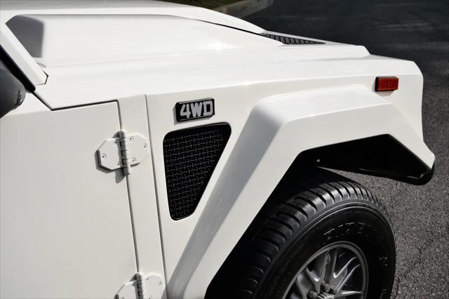 used 1990 Lamborghini LM002 car