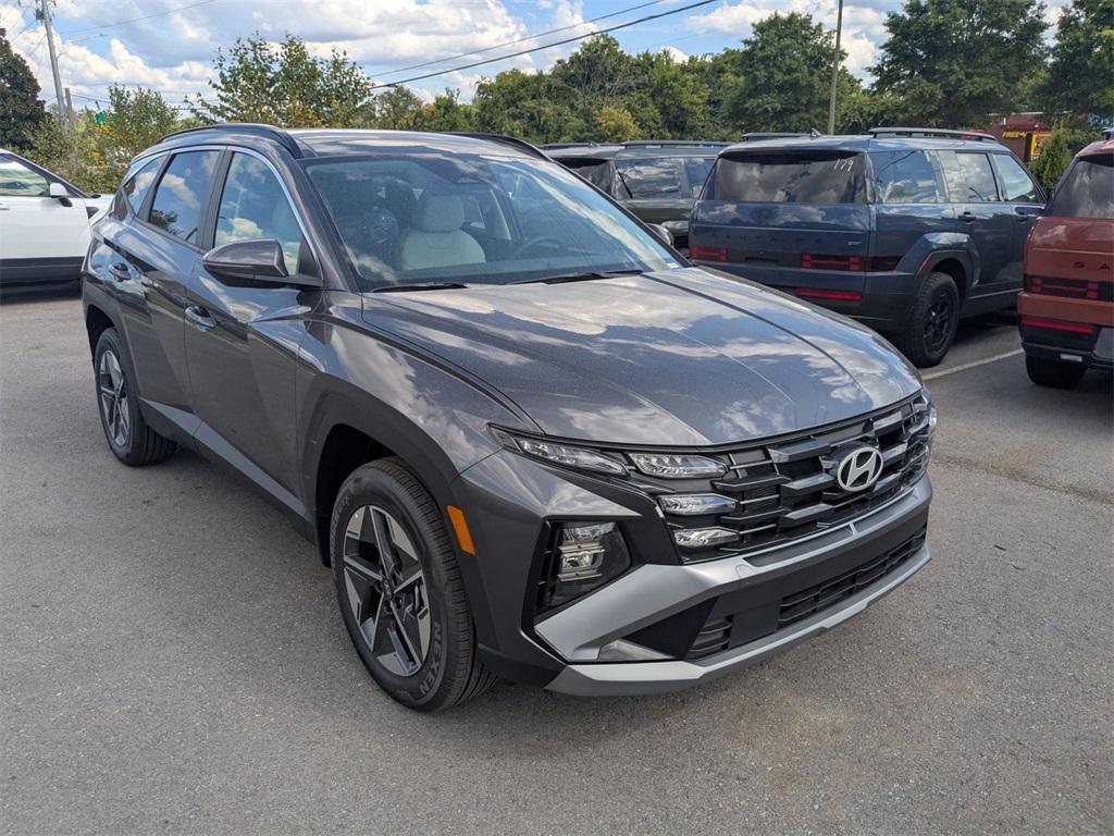 new 2025 Hyundai TUCSON Hybrid car, priced at $35,498