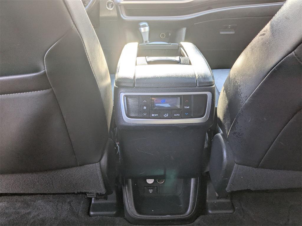 used 2014 Toyota Highlander car, priced at $12,300