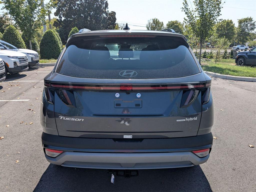 new 2025 Hyundai TUCSON Hybrid car, priced at $34,217
