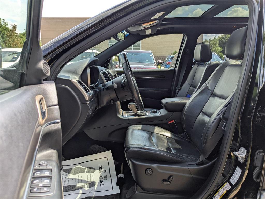 used 2017 Jeep Grand Cherokee car, priced at $17,000