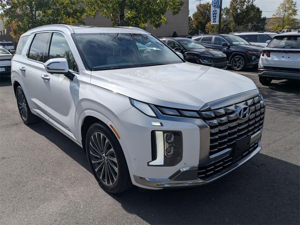 used 2023 Hyundai Palisade car, priced at $39,000