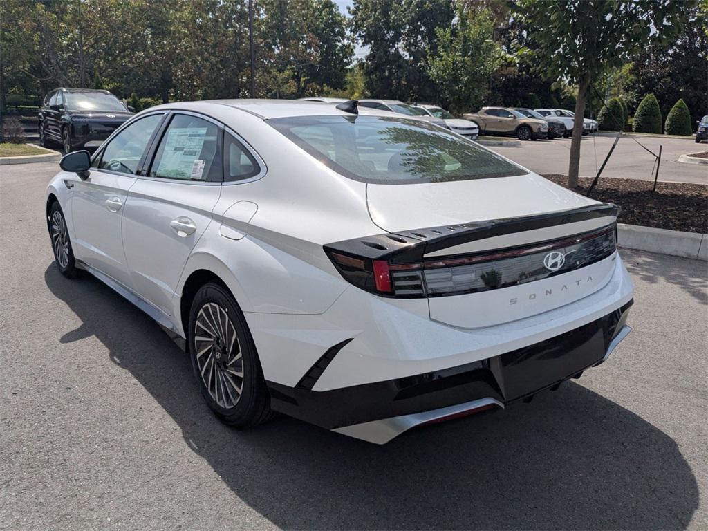 new 2025 Hyundai Sonata Hybrid car, priced at $29,911