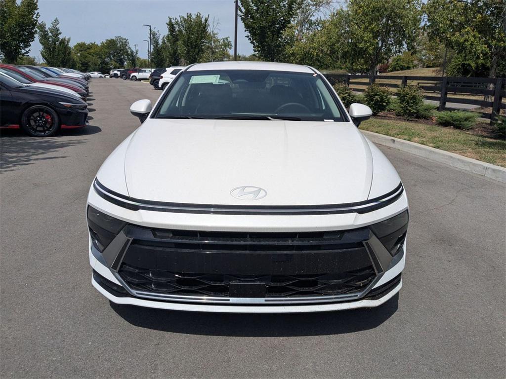 new 2025 Hyundai Sonata Hybrid car, priced at $29,911