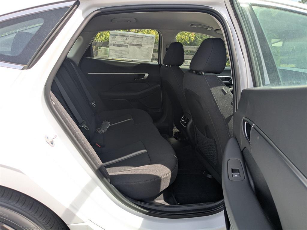 new 2025 Hyundai Sonata Hybrid car, priced at $29,911