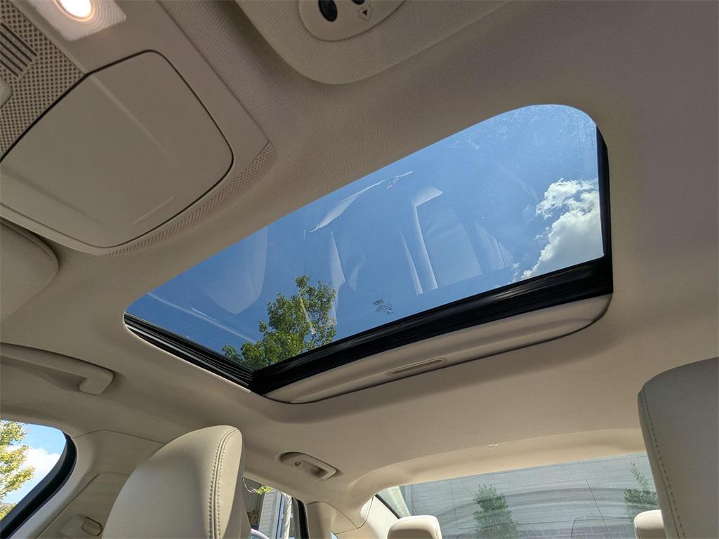 used 2019 Lincoln MKZ Hybrid car, priced at $18,697
