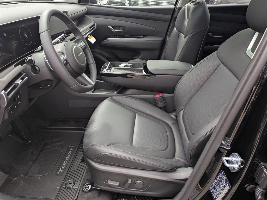 new 2025 Hyundai TUCSON Hybrid car, priced at $38,672