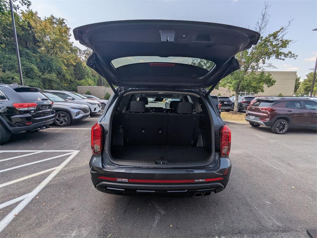 used 2024 Hyundai Palisade car, priced at $35,300