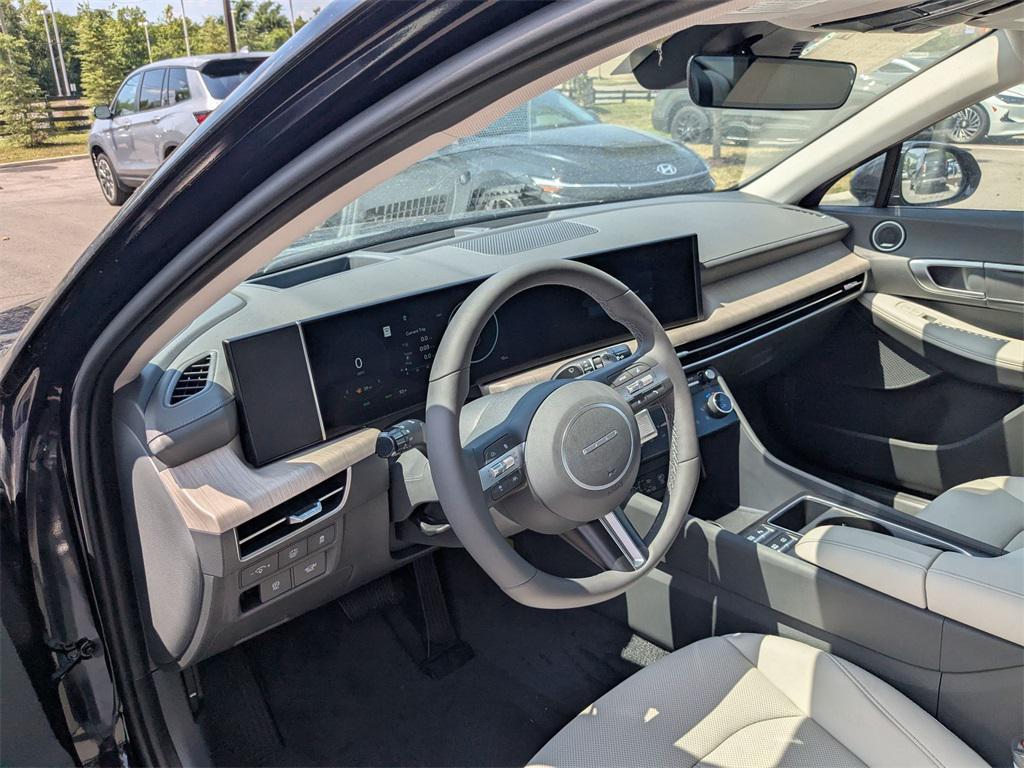 new 2025 Hyundai Sonata Hybrid car, priced at $35,088