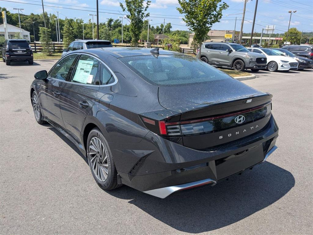 new 2025 Hyundai Sonata Hybrid car, priced at $35,088