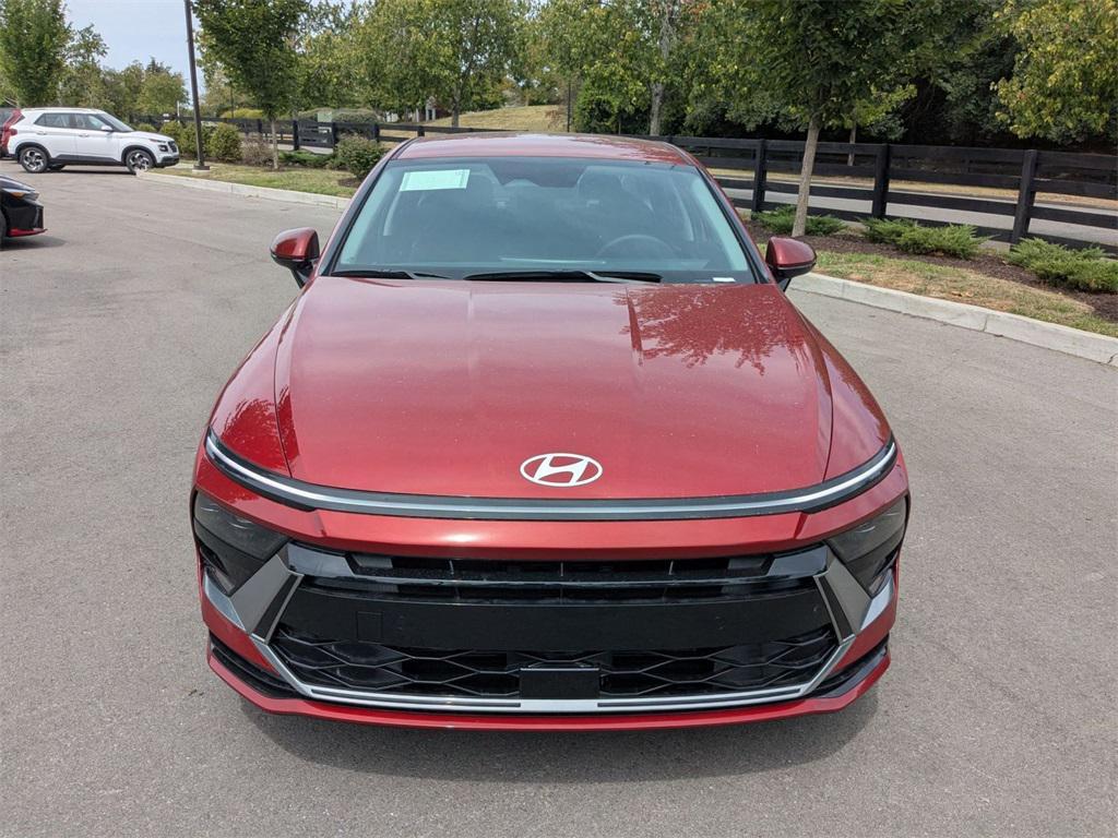 new 2025 Hyundai Sonata Hybrid car, priced at $28,370