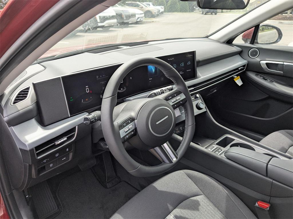 new 2025 Hyundai Sonata Hybrid car, priced at $28,370