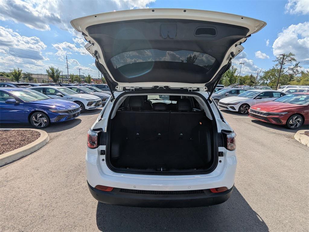 used 2021 Jeep Compass car, priced at $20,000