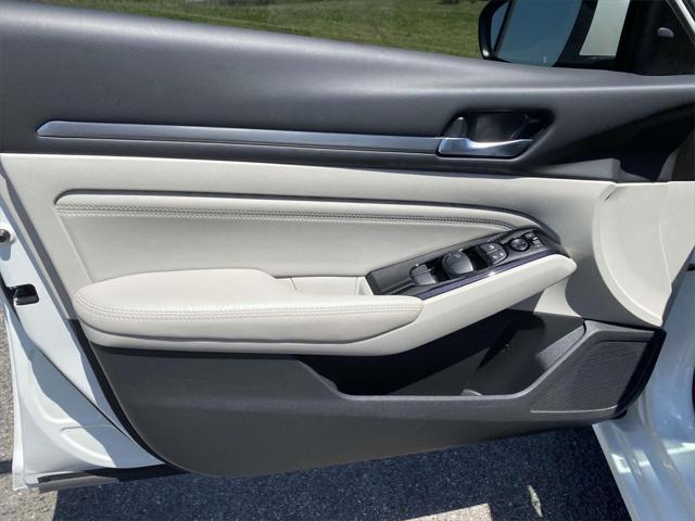 used 2022 Nissan Altima car, priced at $22,932