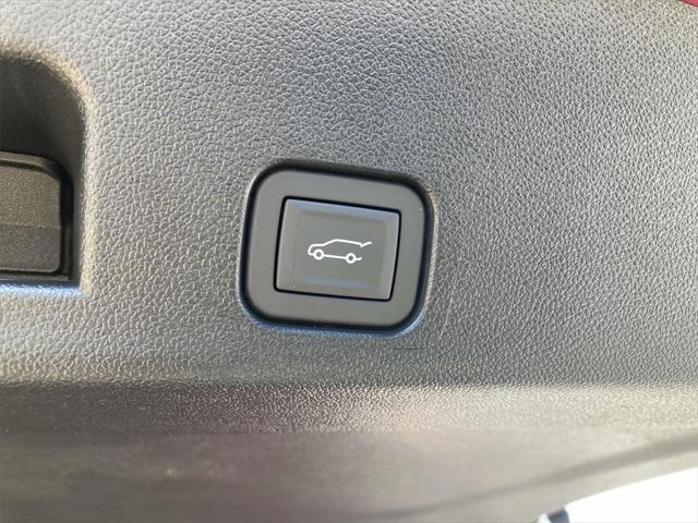 new 2025 Chevrolet Traverse car, priced at $44,555