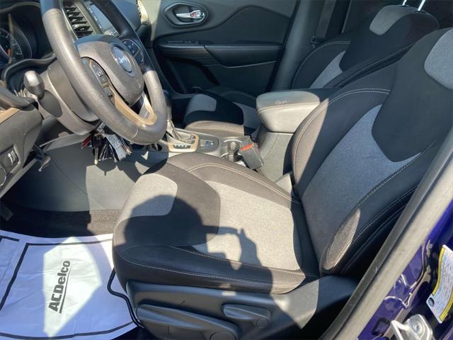 used 2015 Jeep Cherokee car, priced at $8,972